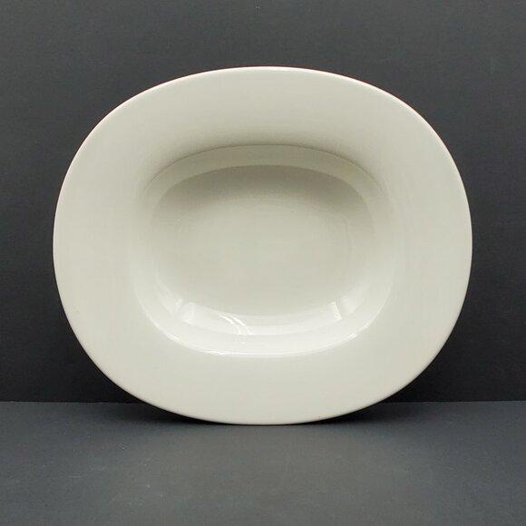 Villeroy & Boch Affinity Deep Plate White Porcelain 11.5" Oval Salad Pasta Bowl - Picture 1 of 6